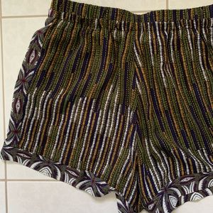 H&M Tribal print shorts